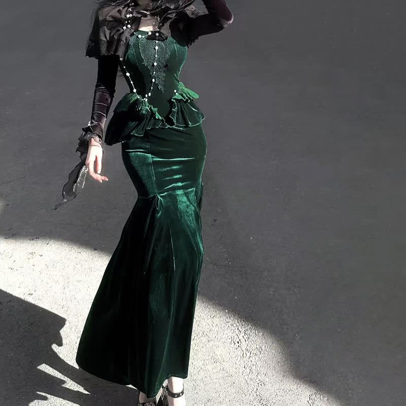  Sweet Romantic Dark Velvet Lace Long Sleeve Top Fishtail Dress⁠ Two Pieces Set - image 7