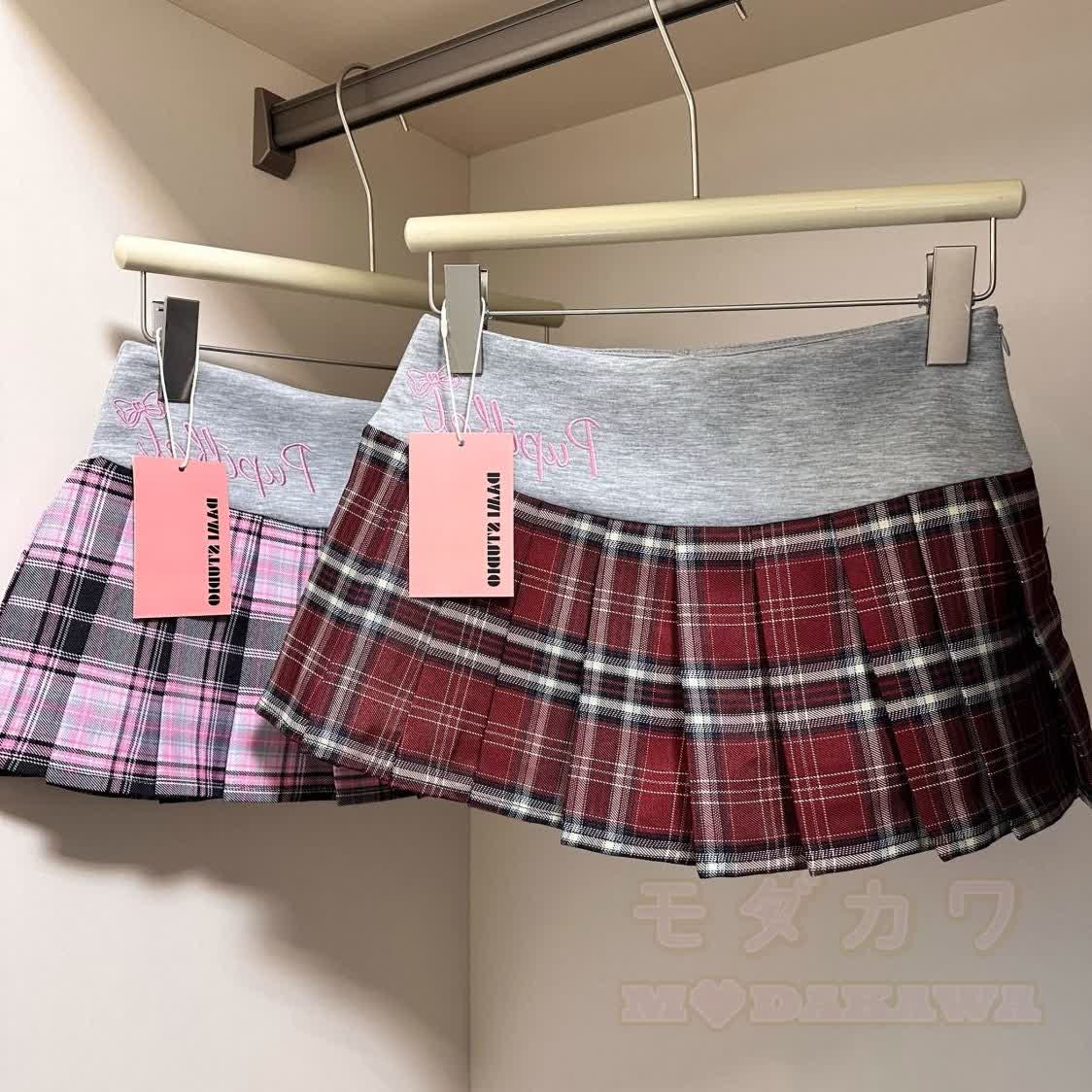 Y2K Embroidered Plaid Pleated Mini Skirt - image 3