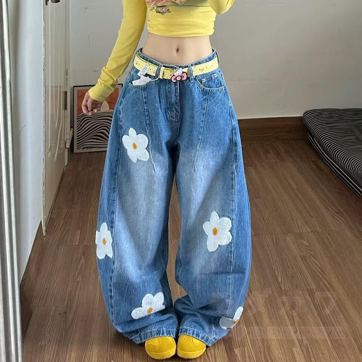 Chic Floral Embroidered Patchwork Jeans - Blue - 3XL - image 3