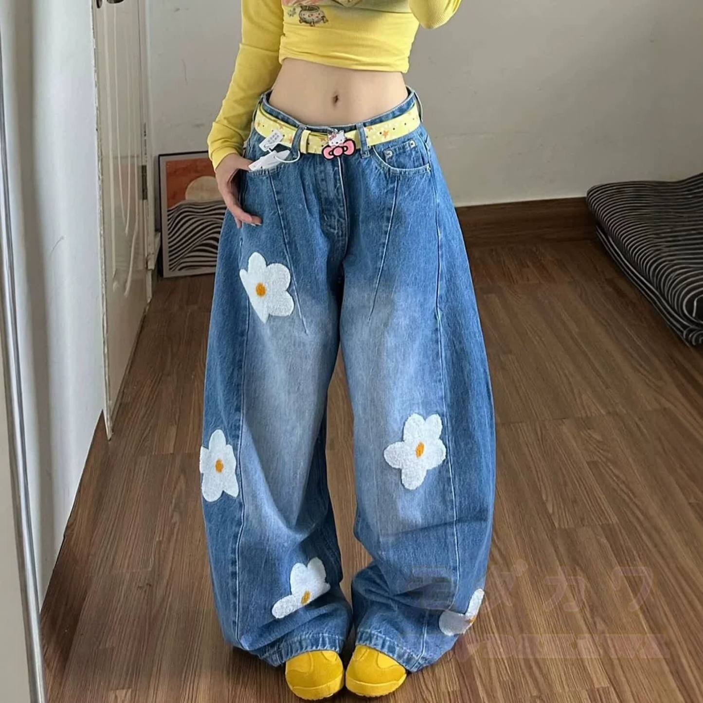 Chic Floral Embroidered Patchwork Jeans - image 4