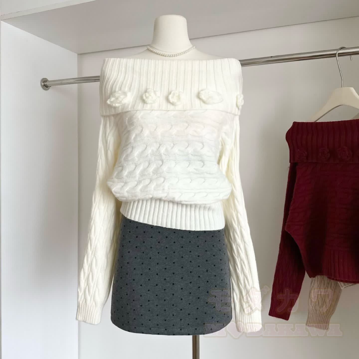 Chic Off Shoulder 3D Floral Knit Top - White - One Size - image 2