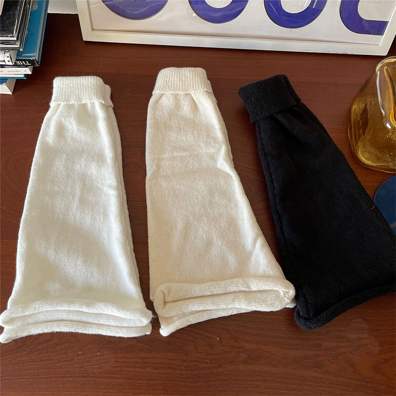 JK Pure Color Knit Leg Warmers - image 13