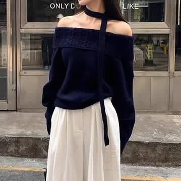 Off-Shoulder Halter Neck Loose Knit Sweater - Blue - XL - image 5