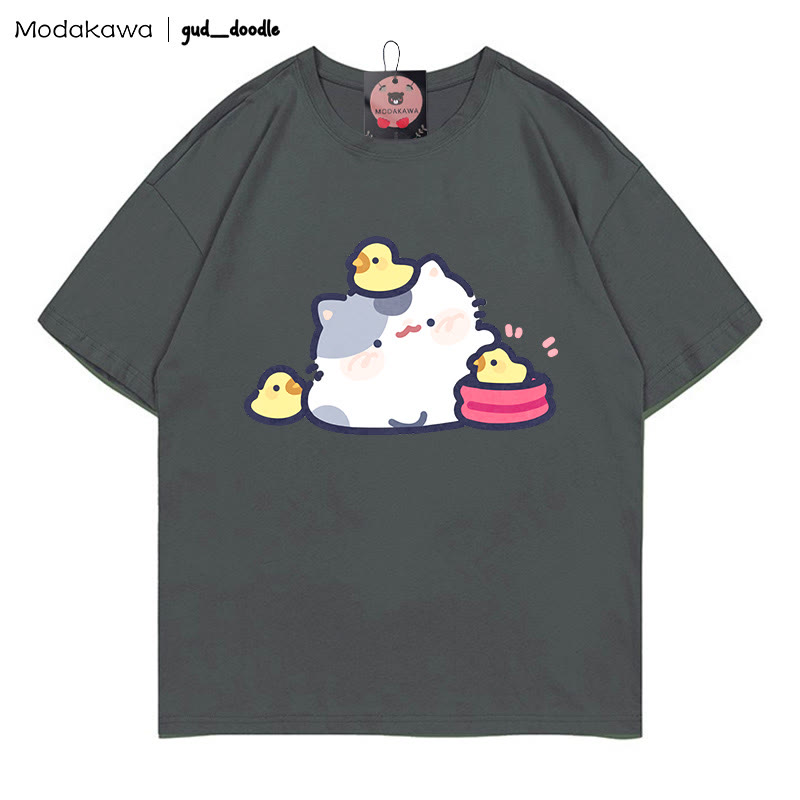 MODAKAWA X gud_doodle Kitty Chick Print T-shirt - Grey - 5XL - image 4