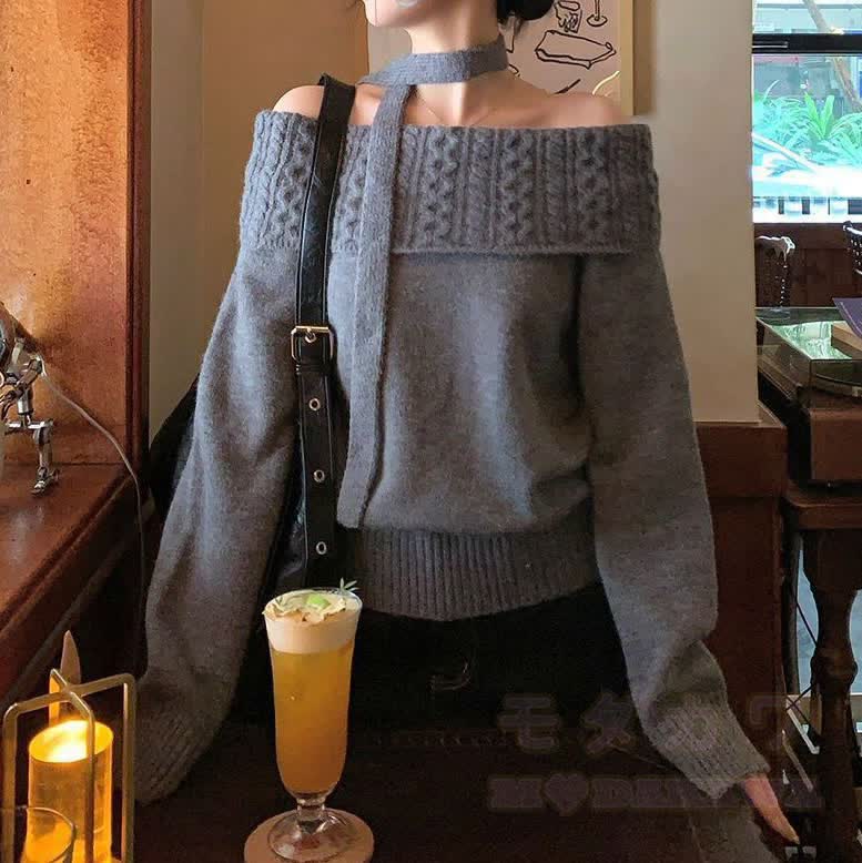 Off-Shoulder Halter Neck Loose Knit Sweater - image 4
