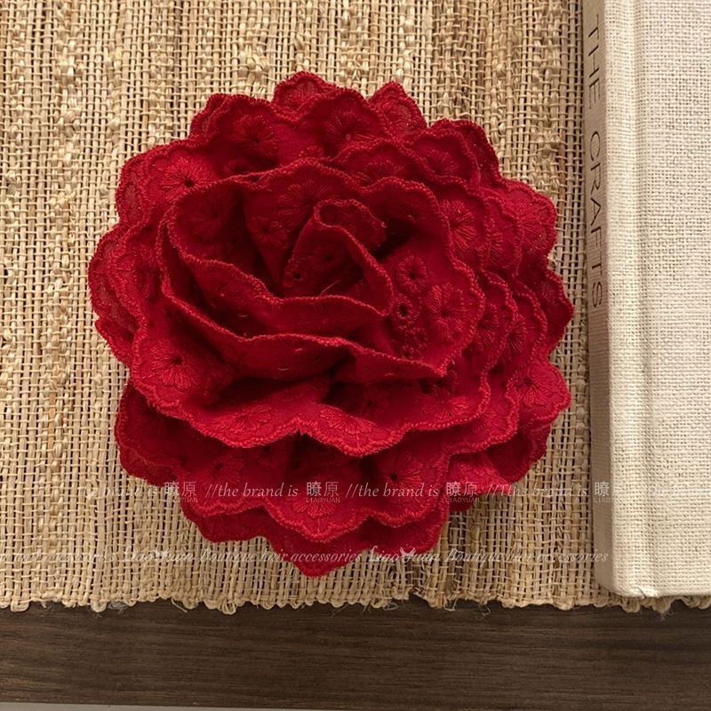 กิ๊บติดผมปักลายดอกกุหลาบ