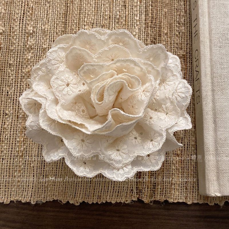 กิ๊บติดผมปักลายดอกกุหลาบ