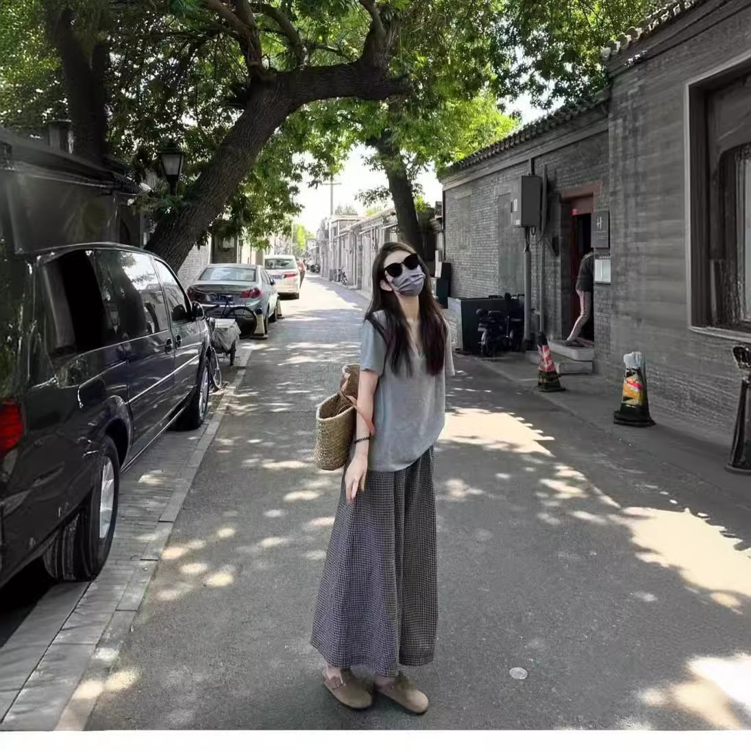 ชุดเดรสสองชิ้นลดอายุและดูผอม