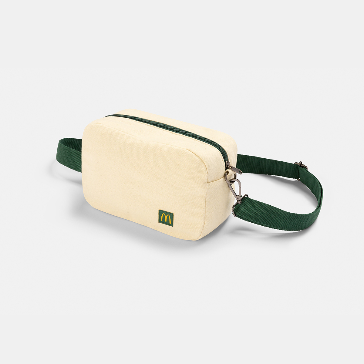 麥當勞Logo斜背包｜請保存此訂單確認電郵二維碼即日起到所選餐廳換取｜14天內取貨