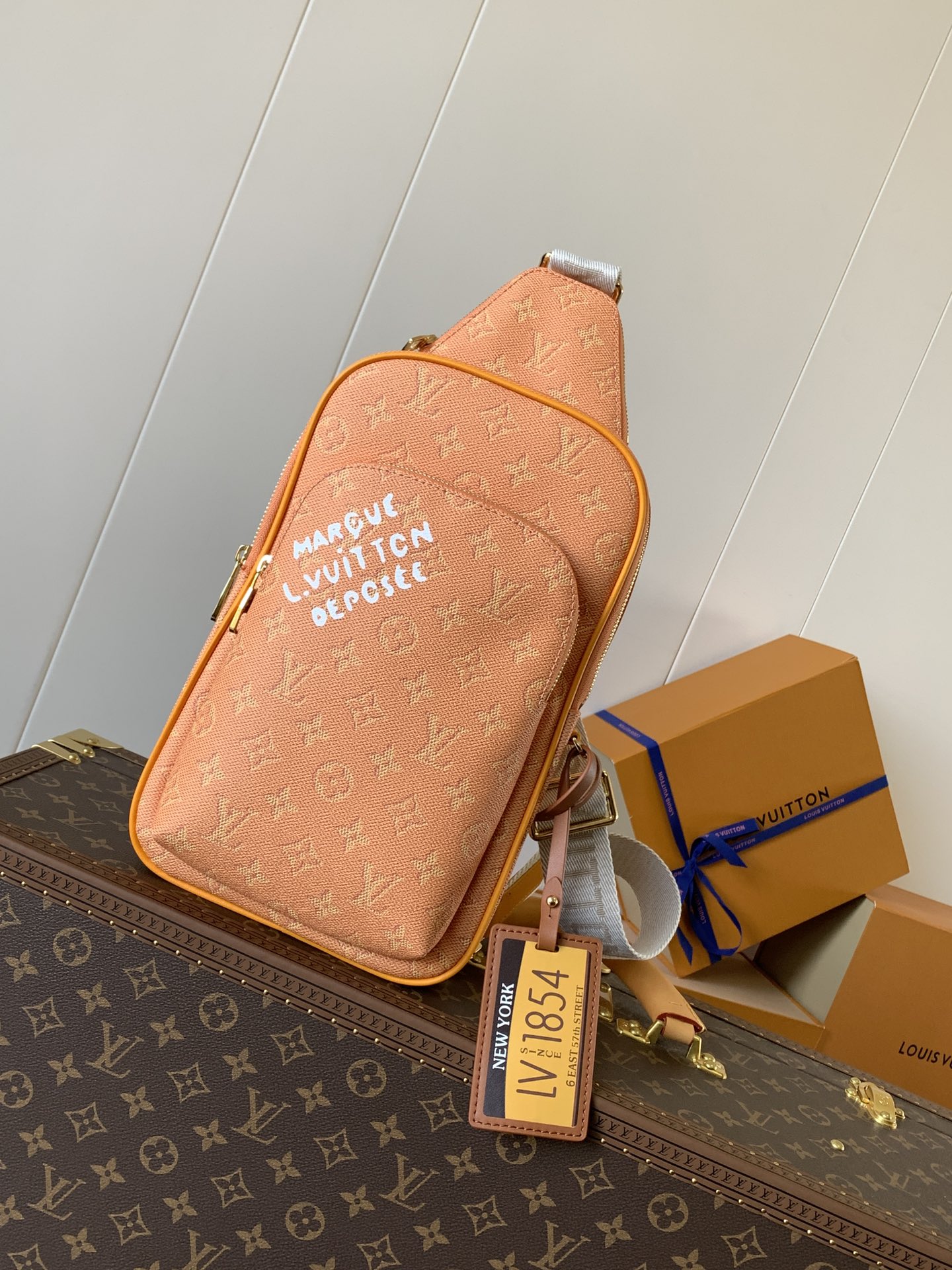 Louis Vuitton M12869 Yellow shoulder bag