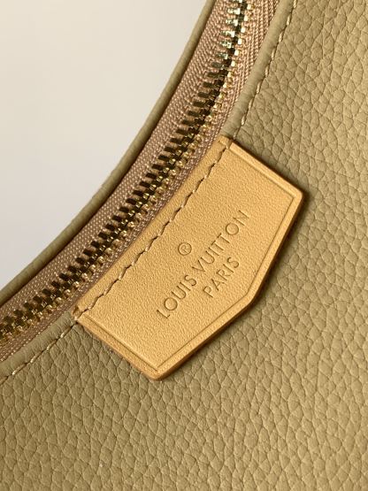 Louis Vuitton Retro shoulder bag
