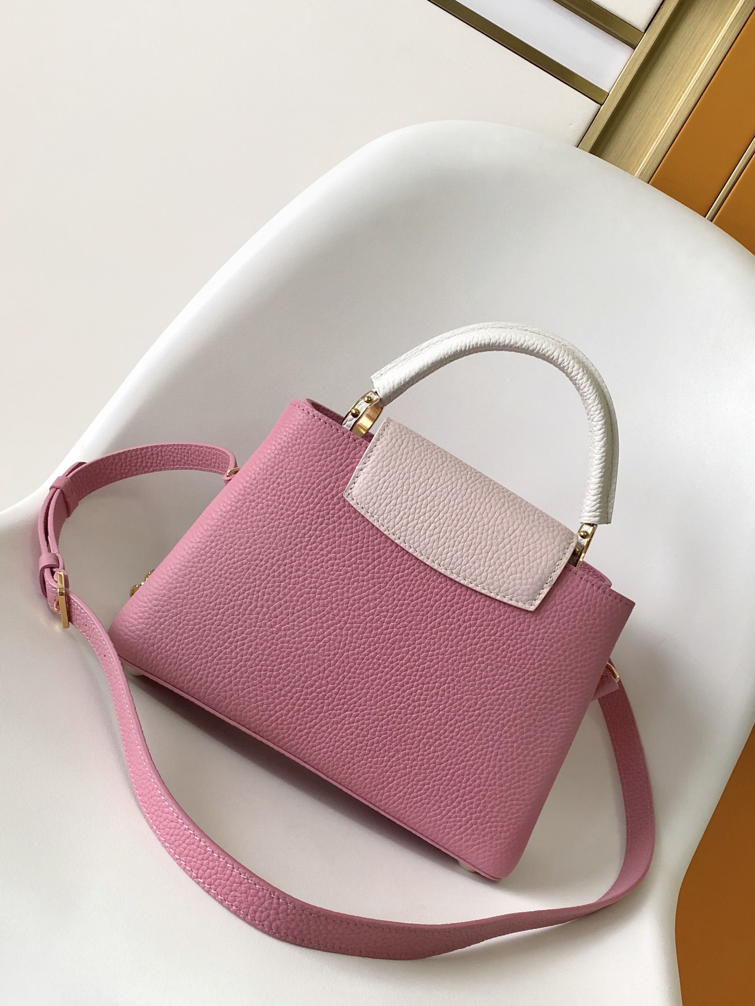 Louis Vuitton  handbag