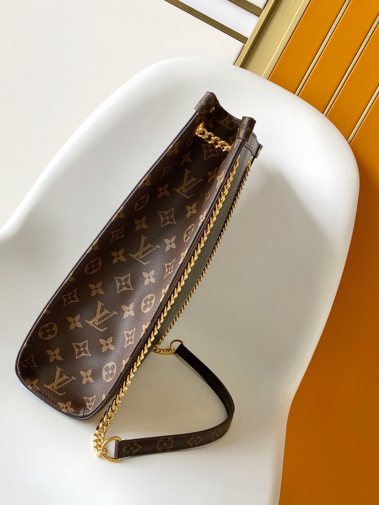Louis Vuitton Medium sized handbag