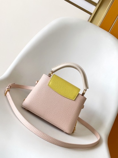 Louis Vuitton Pink shoulder bag