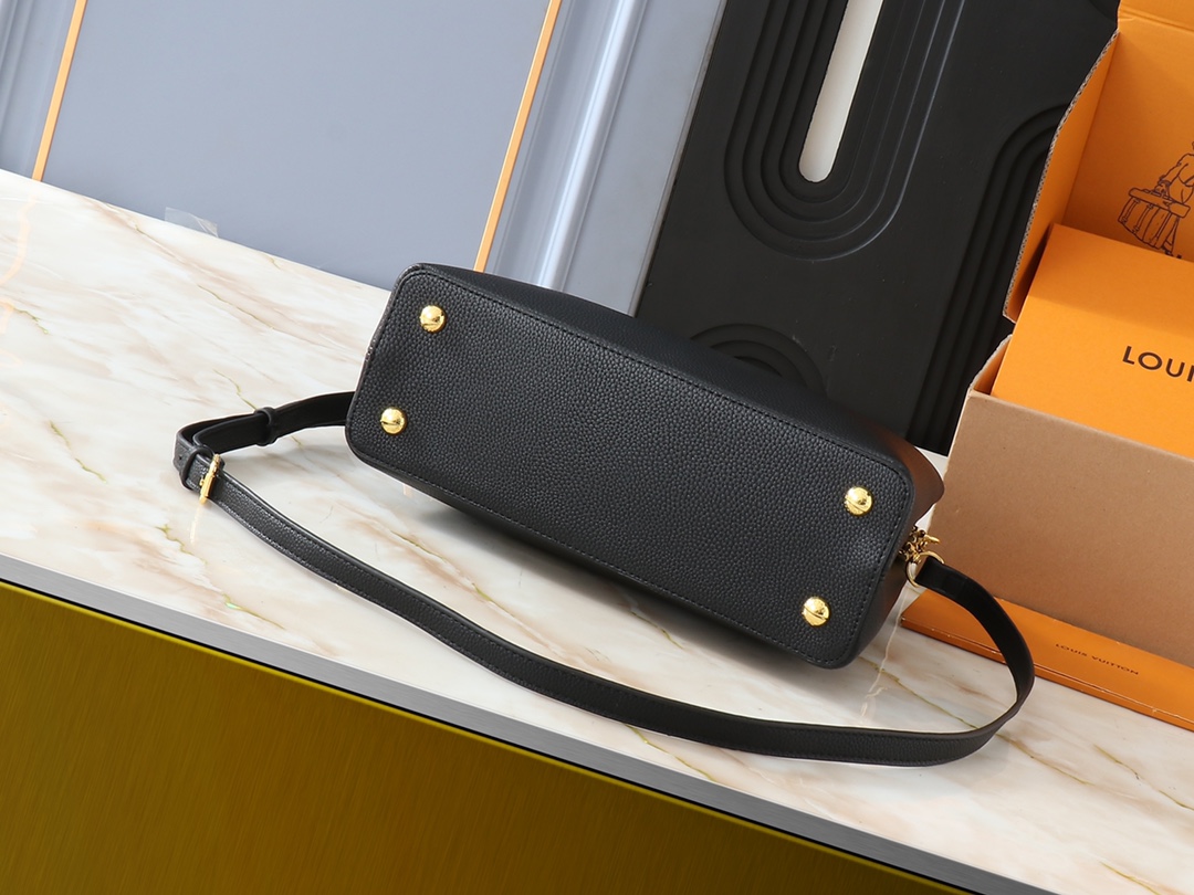 Louis Vuitton Large handbag