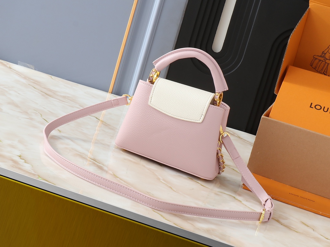 Louis Vuitton Pink shoulder bag