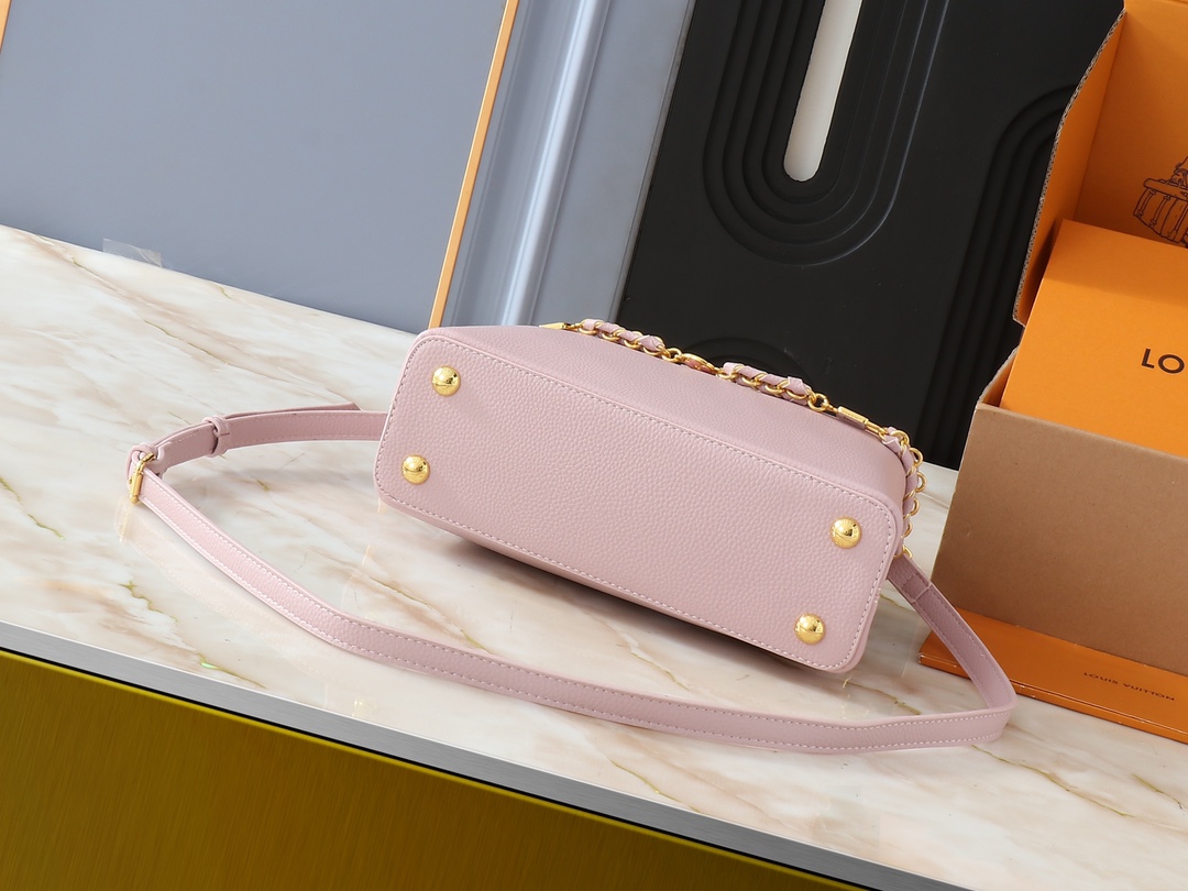 Louis Vuitton Medium handbag