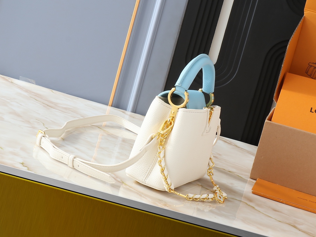 Louis Vuitton Mini handbag