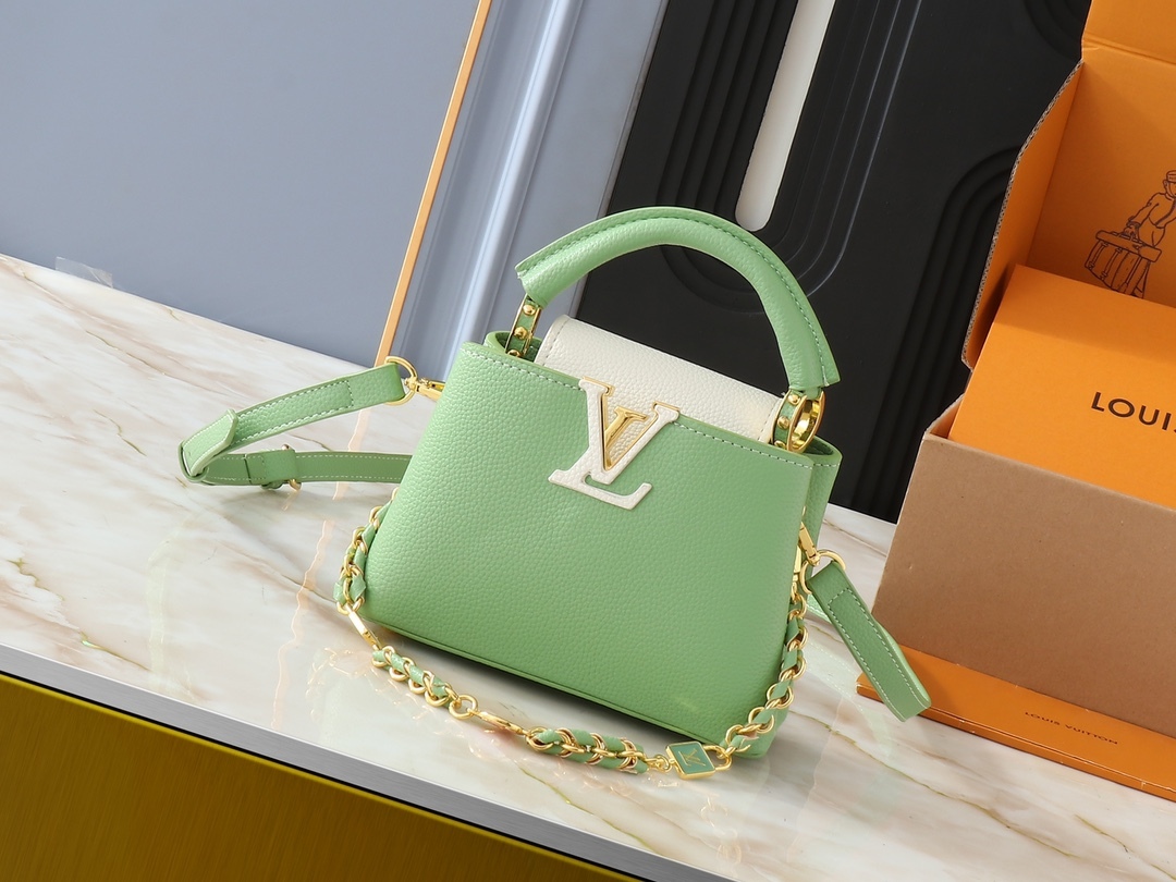 Louis Vuitton Mini bag