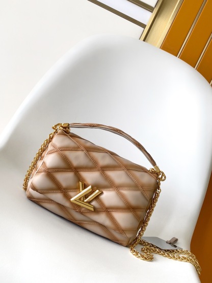 Louis Vuitton Retro shoulder bag