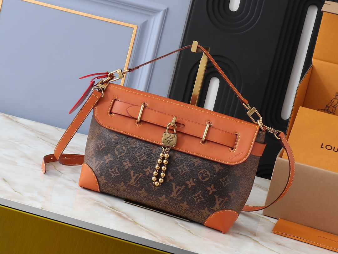 Louis Vuitton messenger bag