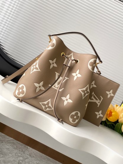Louis Vuitton New bucket bag