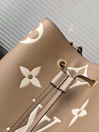 Louis Vuitton New bucket bag