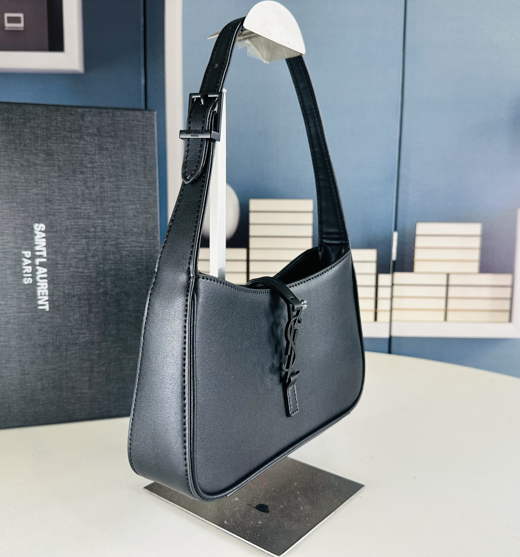 Yves Saint Laurent Ladies handbag