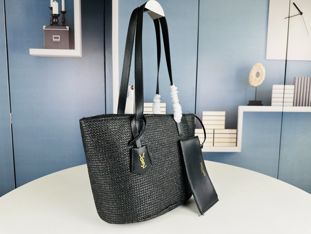 Yves Saint Laurent Ladies handbag