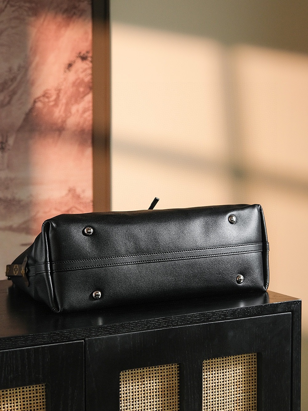 Louis Vuitton CarryAll Vibe MM