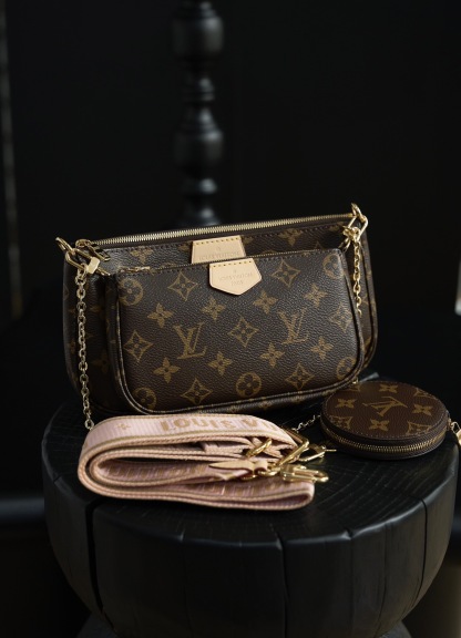 Louis Vuitton Multi Pochette Accessoires