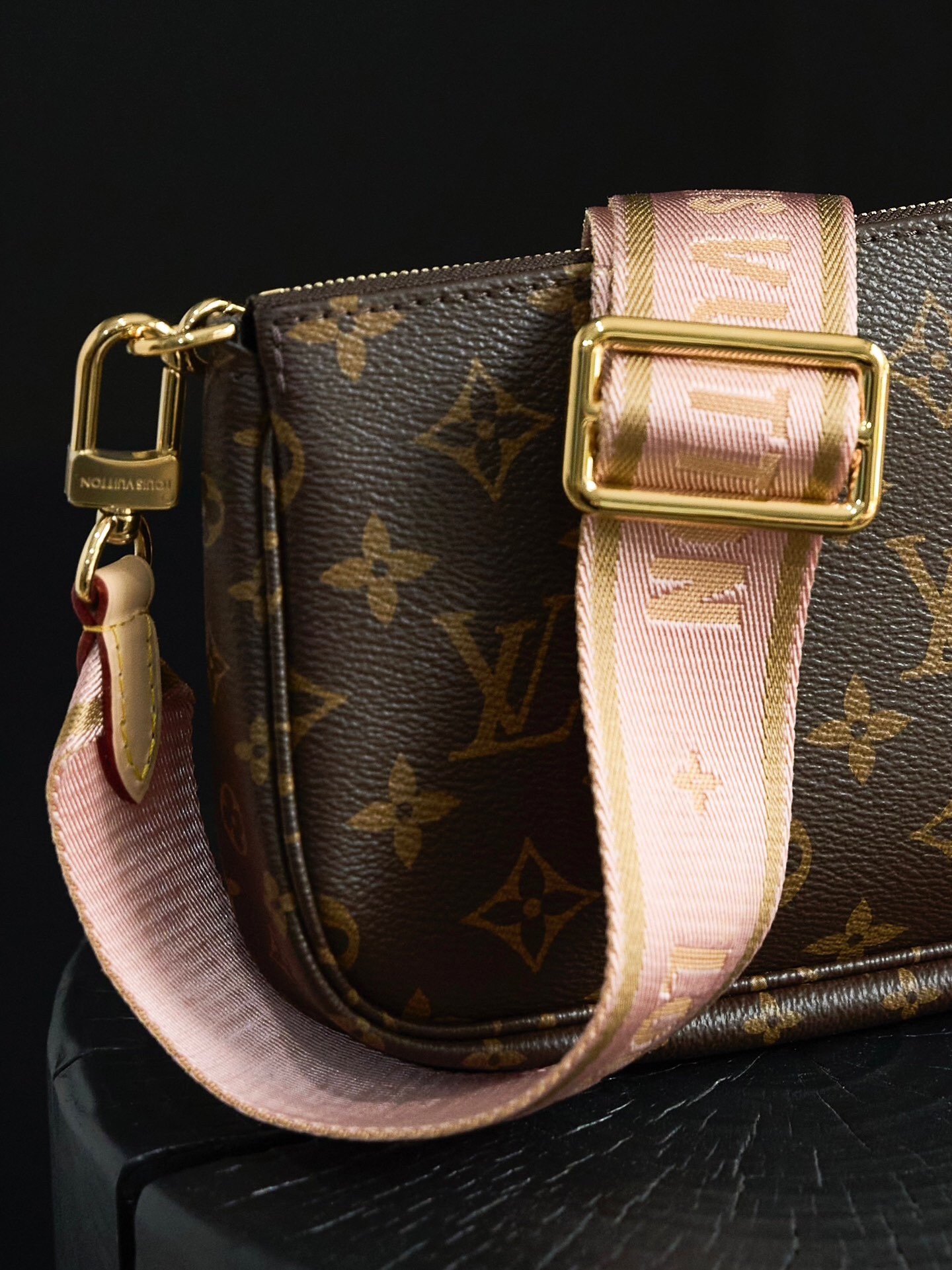 Louis Vuitton Multi Pochette Accessoires