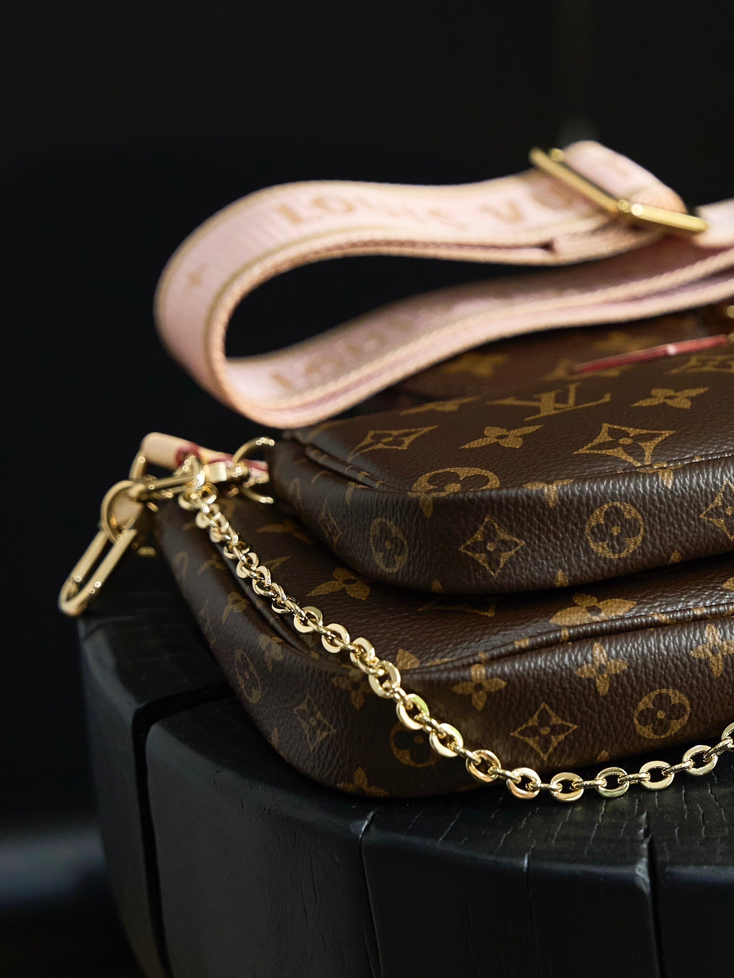Louis Vuitton Multi Pochette Accessoires