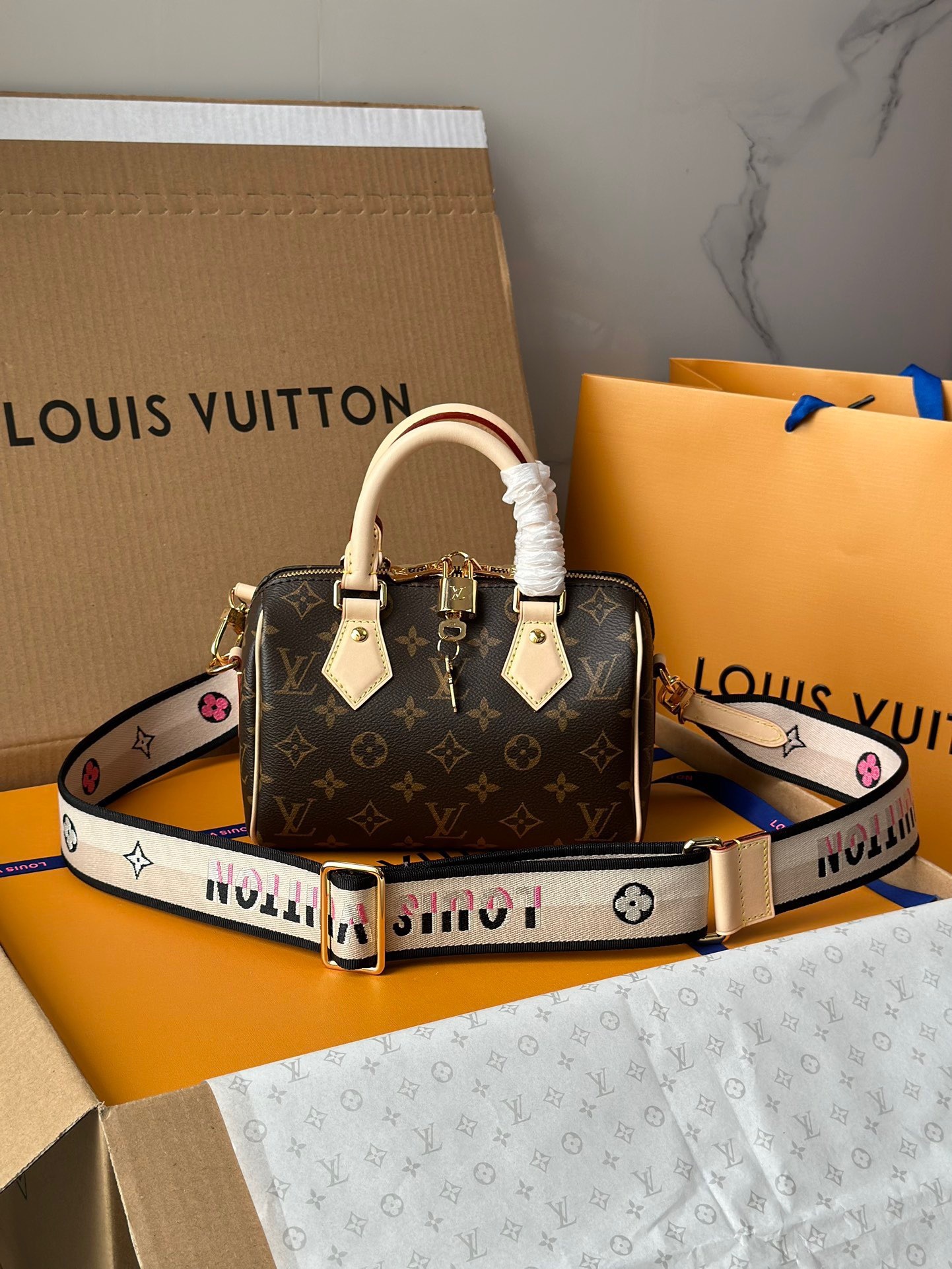 Louis Vuitton Speedy Bandoulière