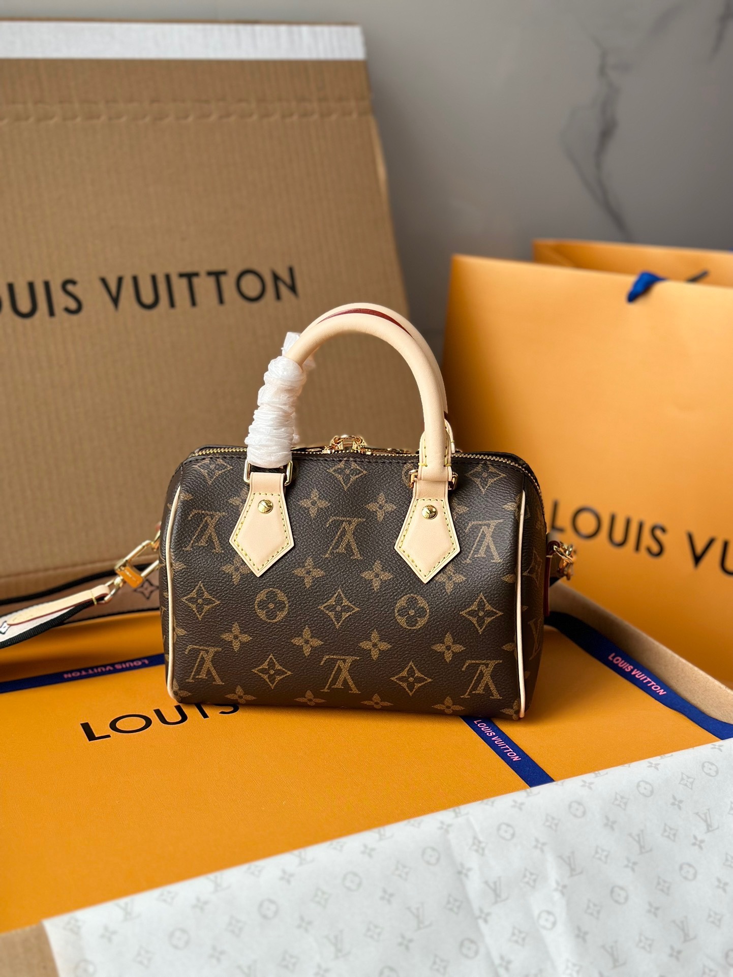 Louis Vuitton Speedy Bandoulière