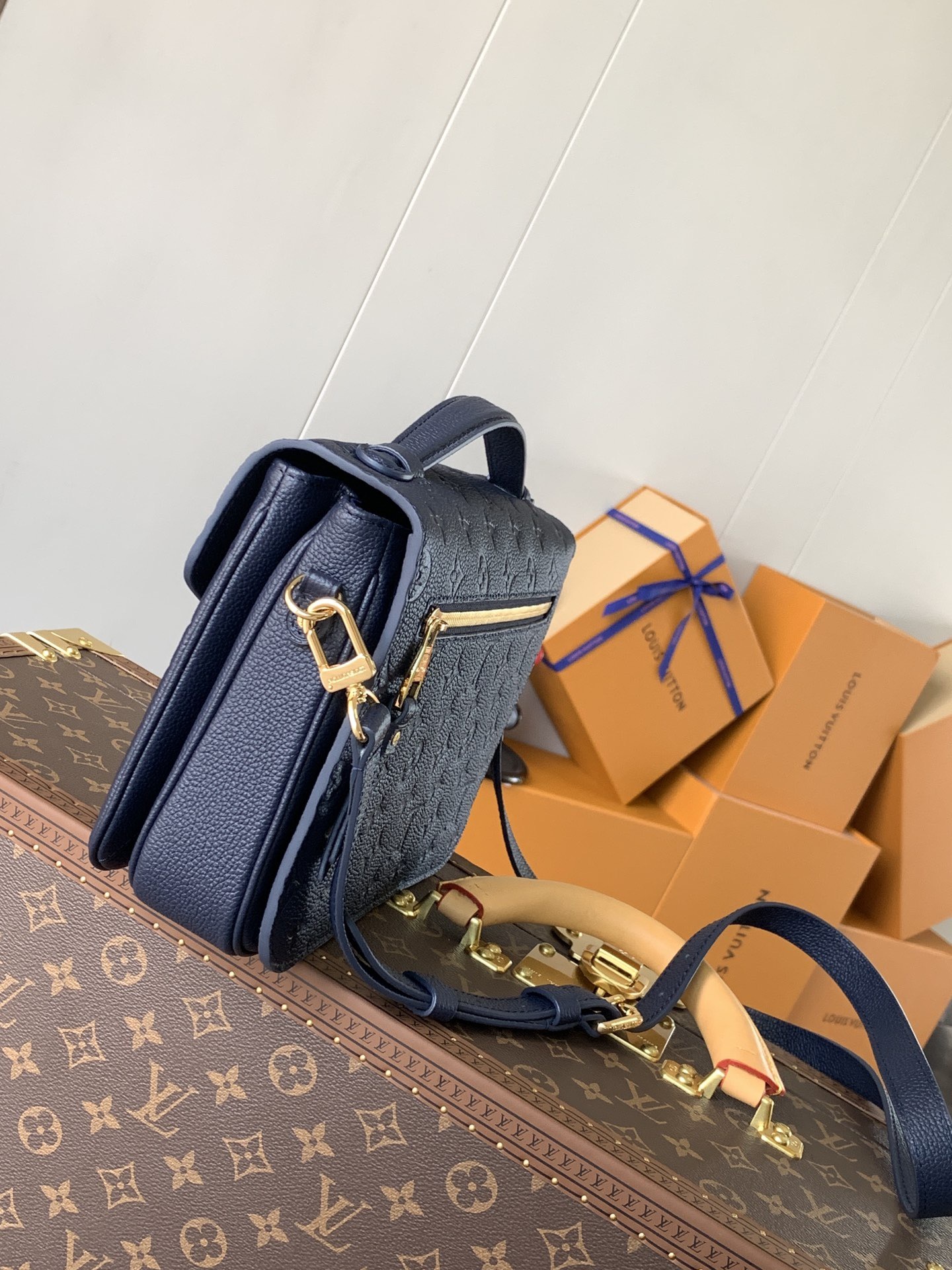 Louis Vuitton Pochette Métis