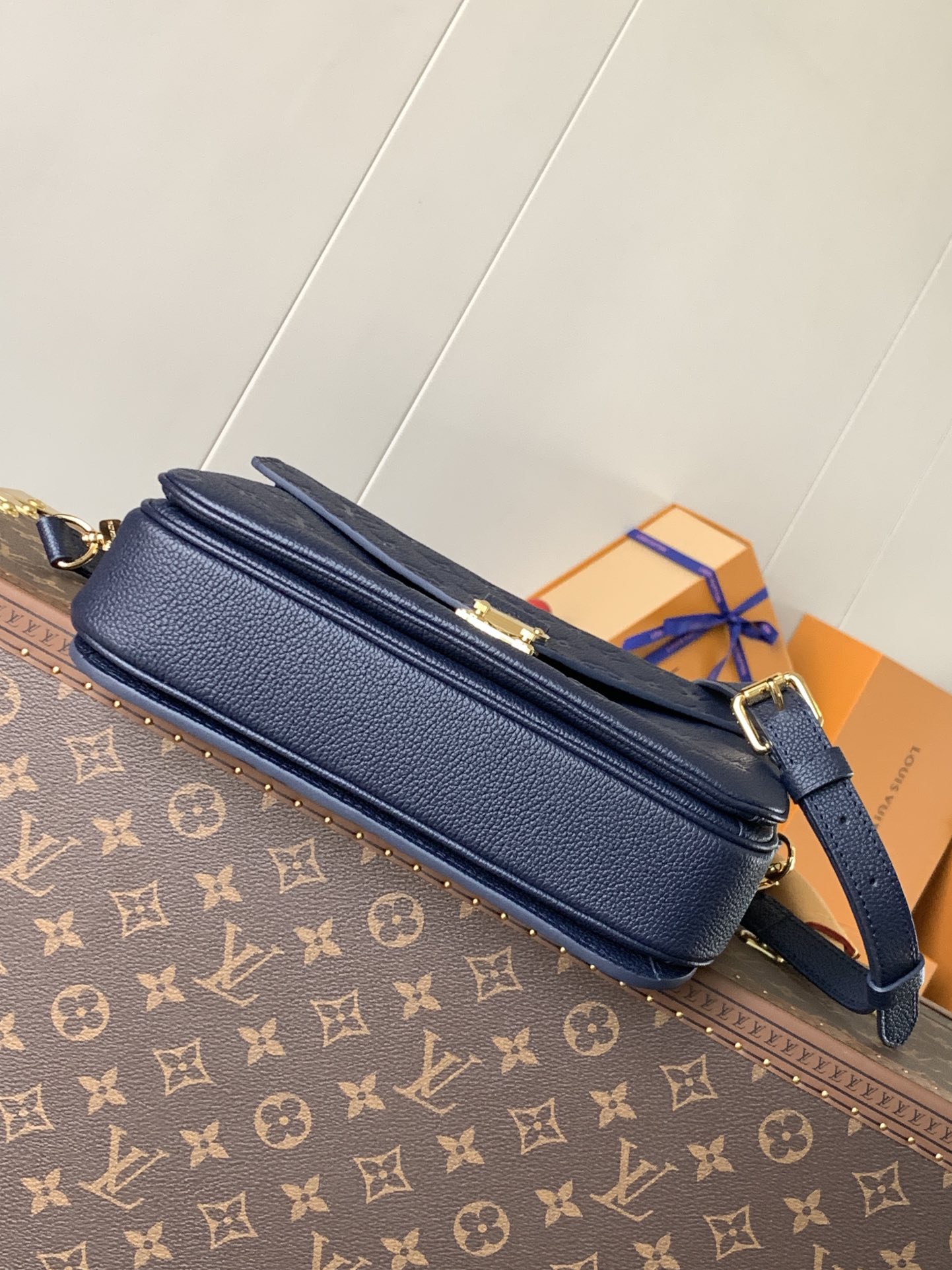 Louis Vuitton Pochette Métis