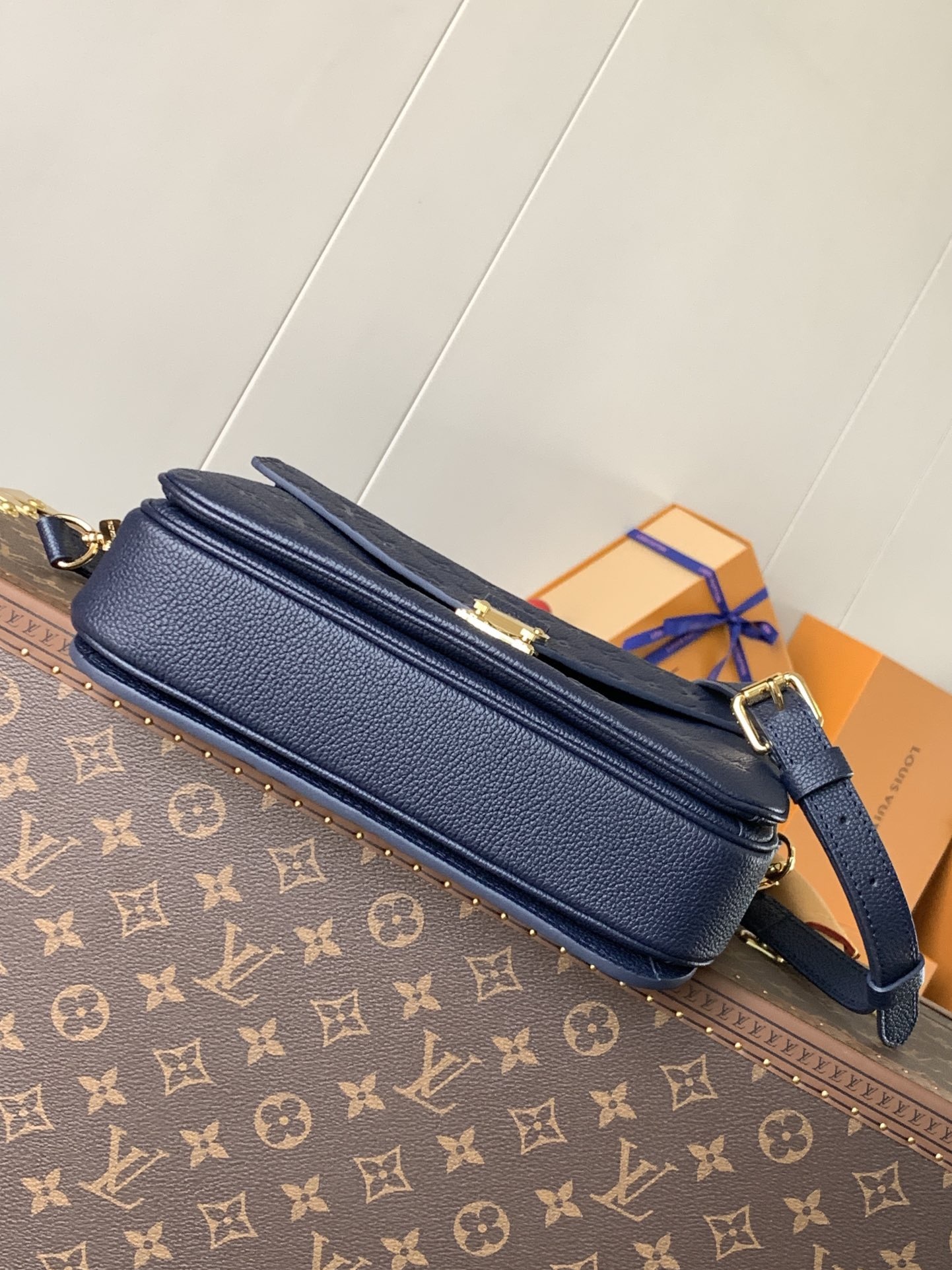 Louis Vuitton Pochette Métis