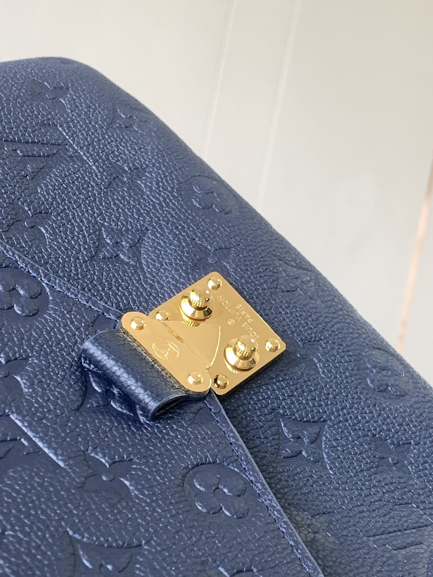 Louis Vuitton Pochette Métis