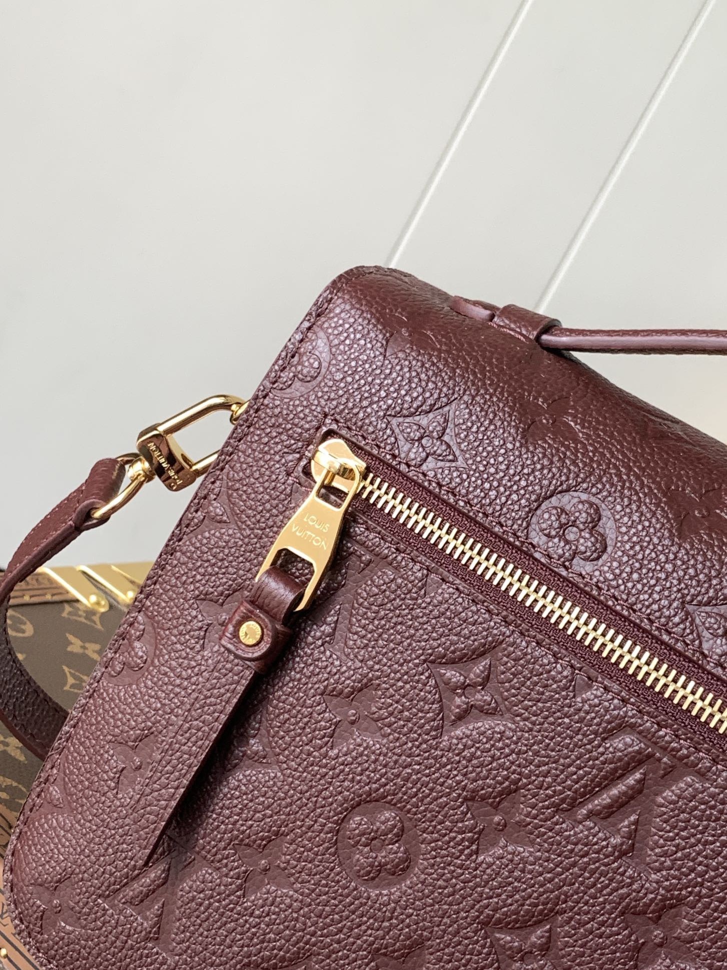 Louis Vuitton Pochette Métis