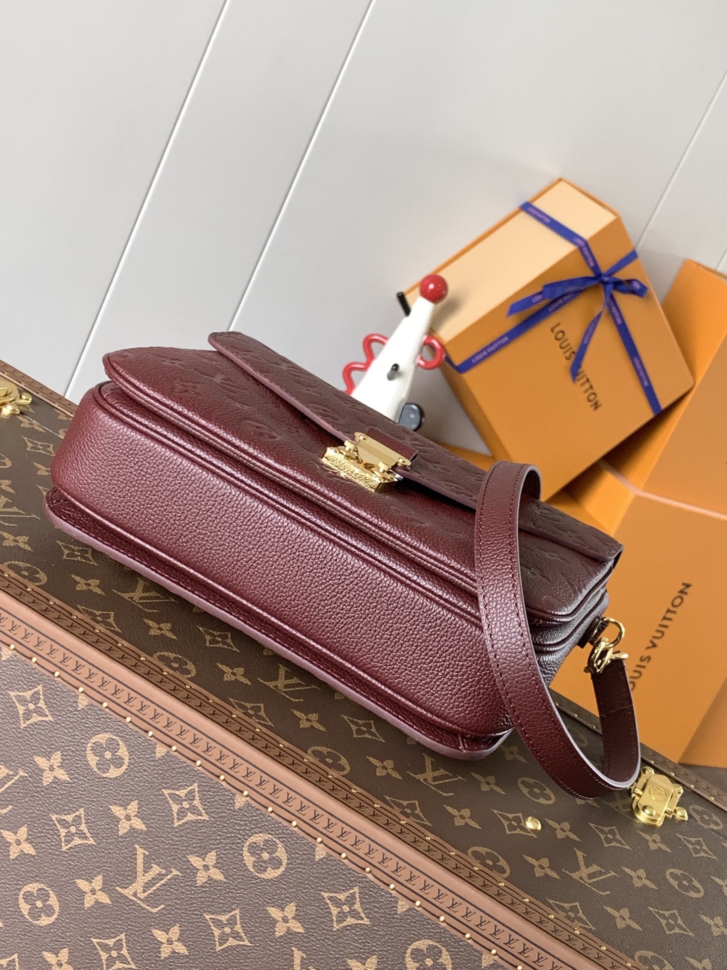 Louis Vuitton Pochette Métis