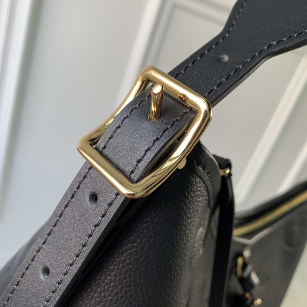Louis Vuitton CarryAll PM