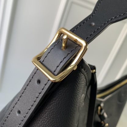 Louis Vuitton CarryAll PM