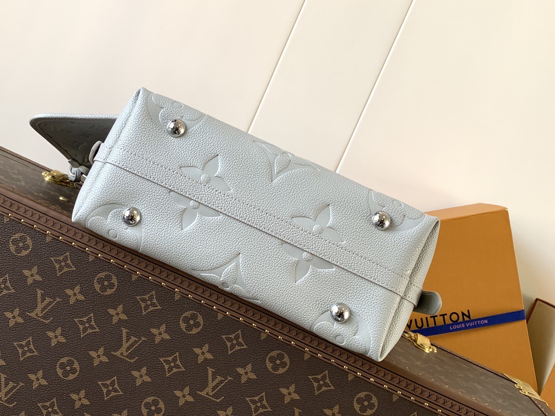 Louis Vuitton CarryAll PM