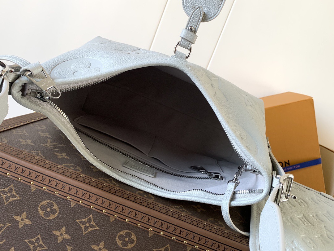 Louis Vuitton CarryAll PM