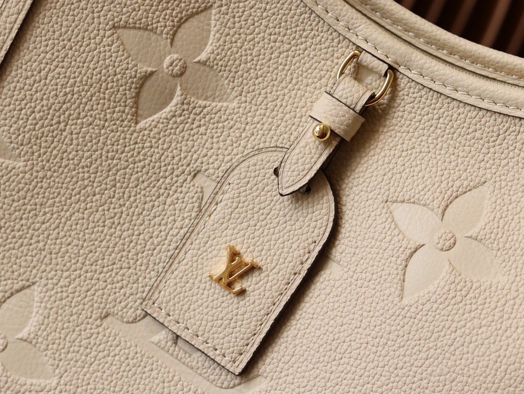 Louis Vuitton CarryAll PM