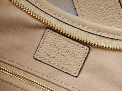 Louis Vuitton CarryAll PM