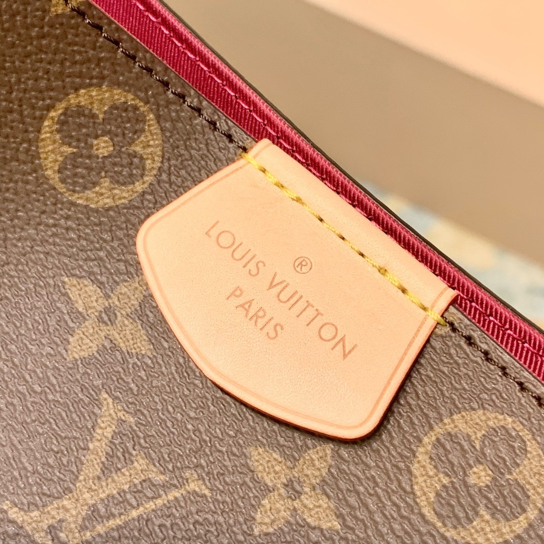 Louis Vuitton Graceful PM
