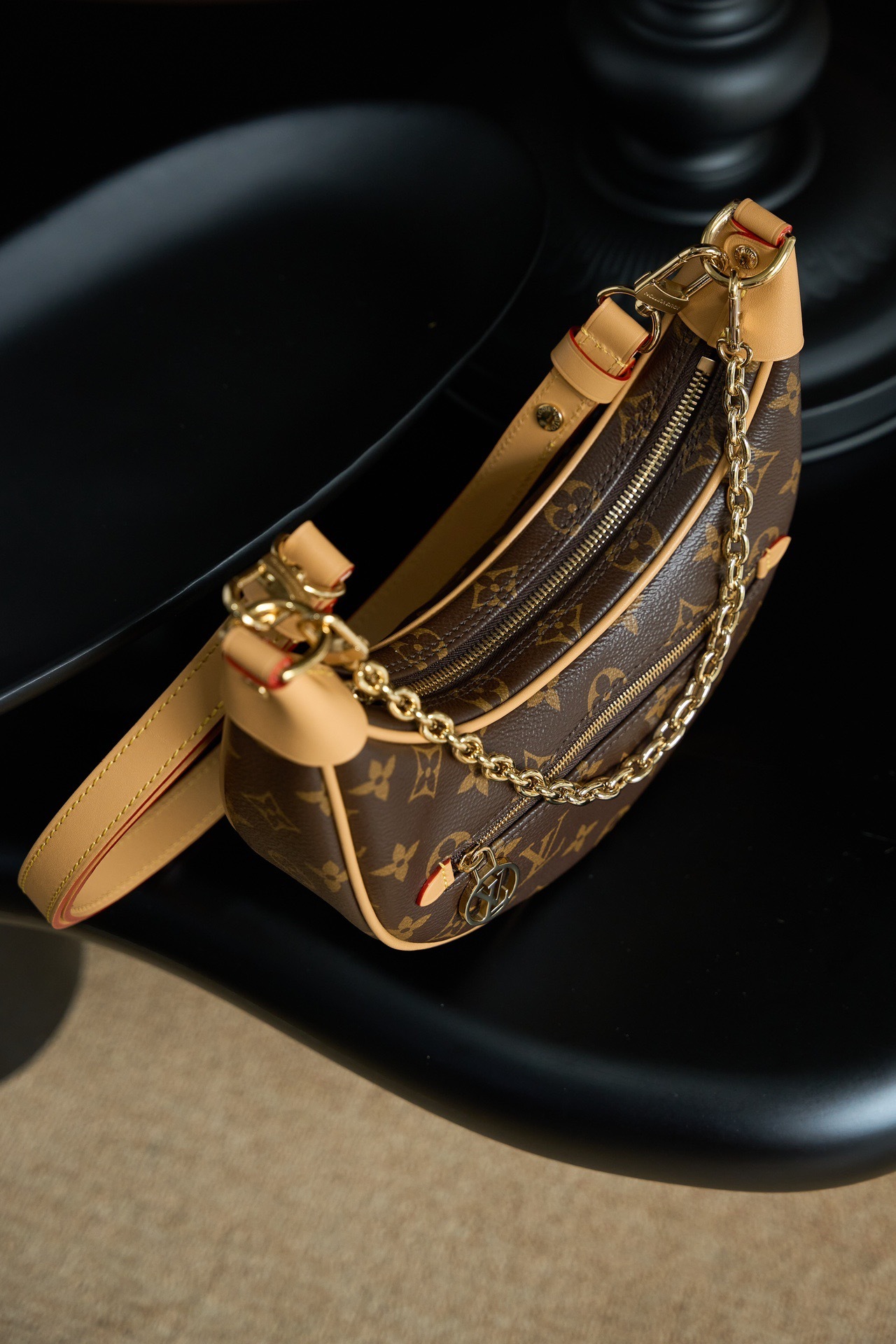 Louis Vuitton Loop