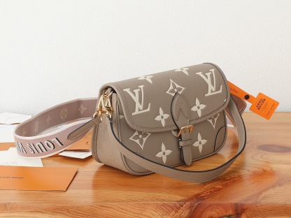 Louis Vuitton Diane